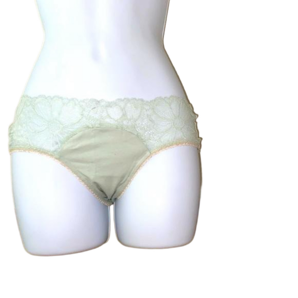 Victoria’s Secret cheeky Cheek panty